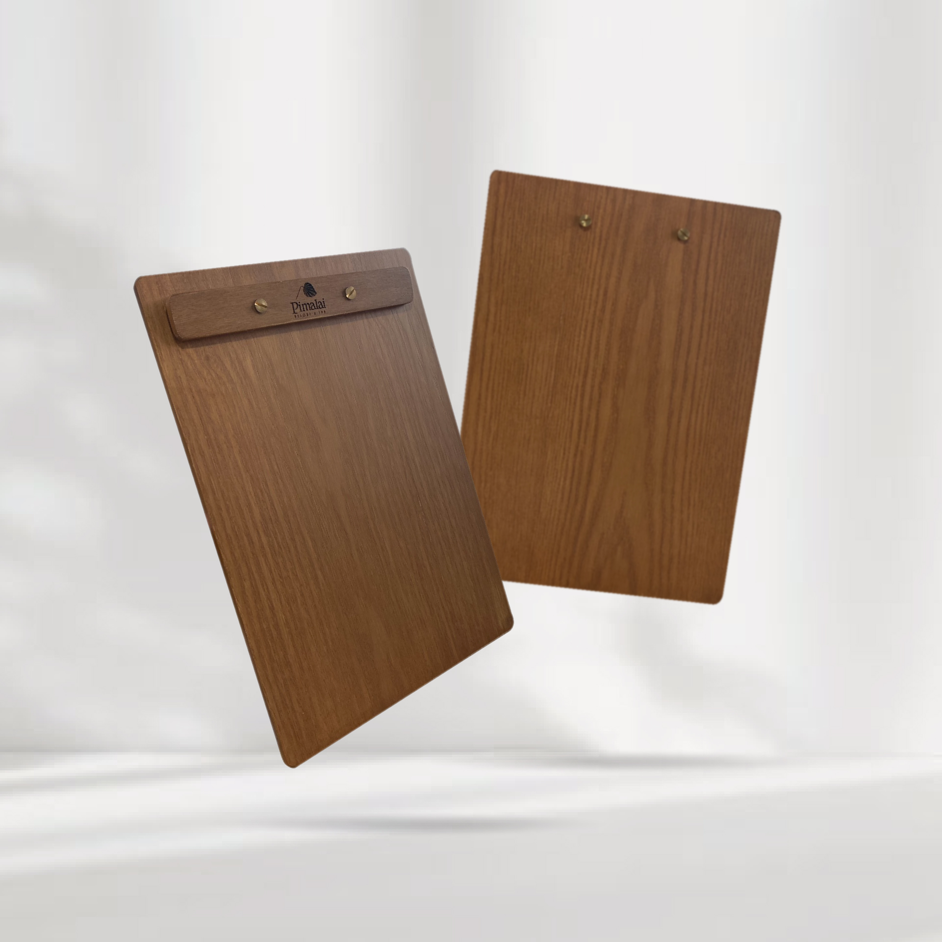 A4 Wood Menu Board with Screws แผ่นปกเมนูไม้ เคลือบและทำสี 
